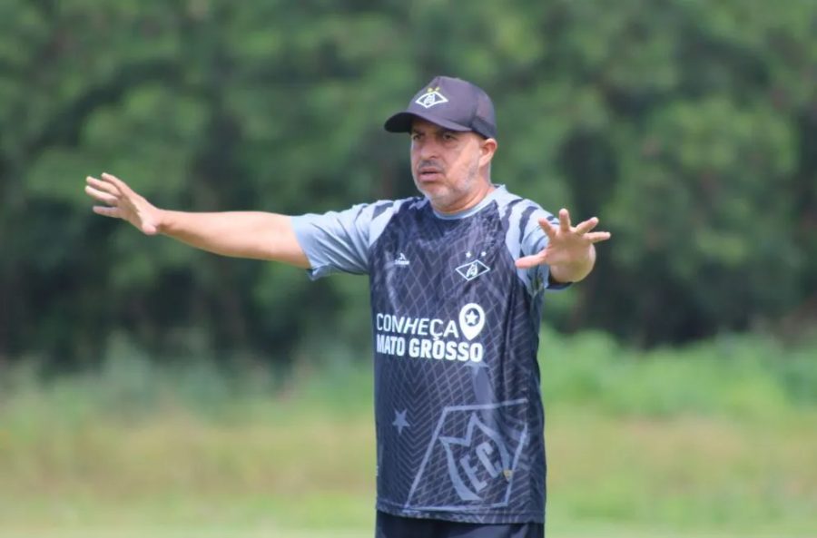 Na Série A1 do Feminino, Mixto renova com Adilson Galdino para 2027
