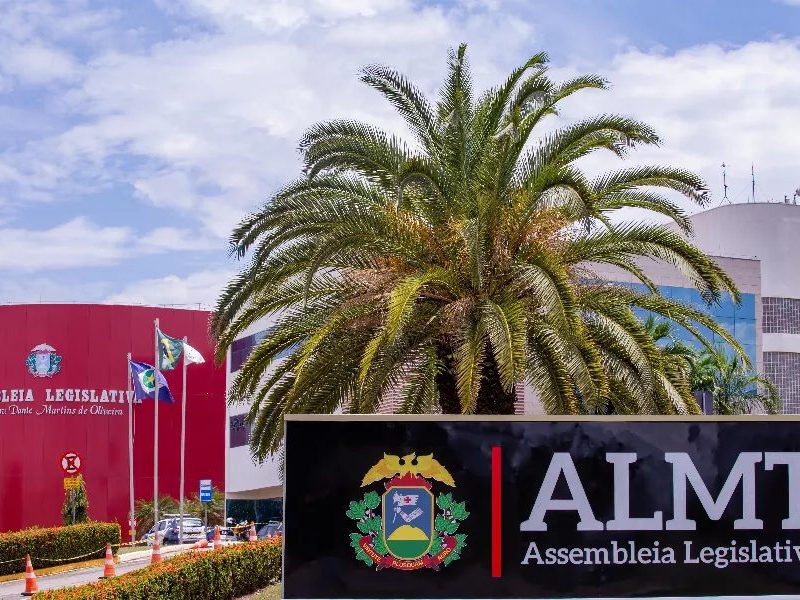 ALMT tem homenagens aos servidores, sessões plenárias e reuniões de comissões