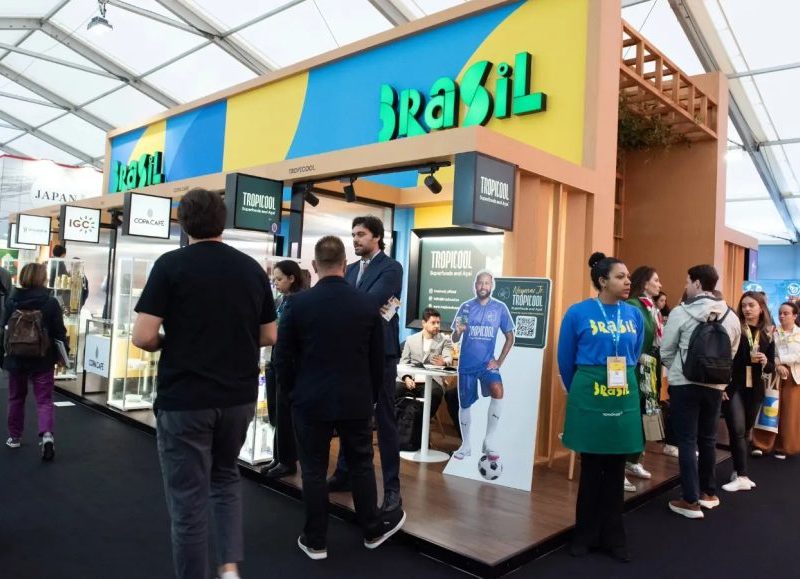 Brasil leva 156 empresas para a SIAL Paris em busca de bi