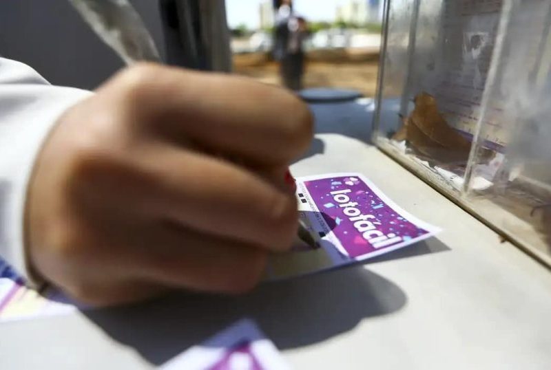 Lotofácil: 5 apostas de Mato Grosso faturam prêmios com 14 acertos