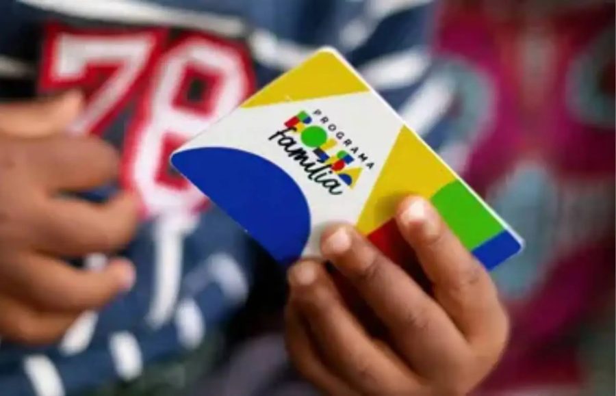 Bolsa Família: pagamentos para beneficiários com o NIS terminado em 2 começam nesta terça-feira (20)