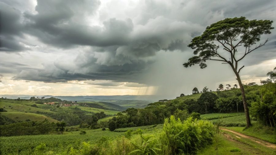 Calor de 40°C e céu nublado marcam Mato Grosso nesta segunda (26)