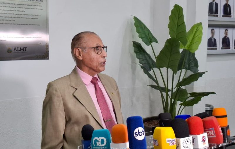 Julio Campos pode voltar à Assembleia Legislativa