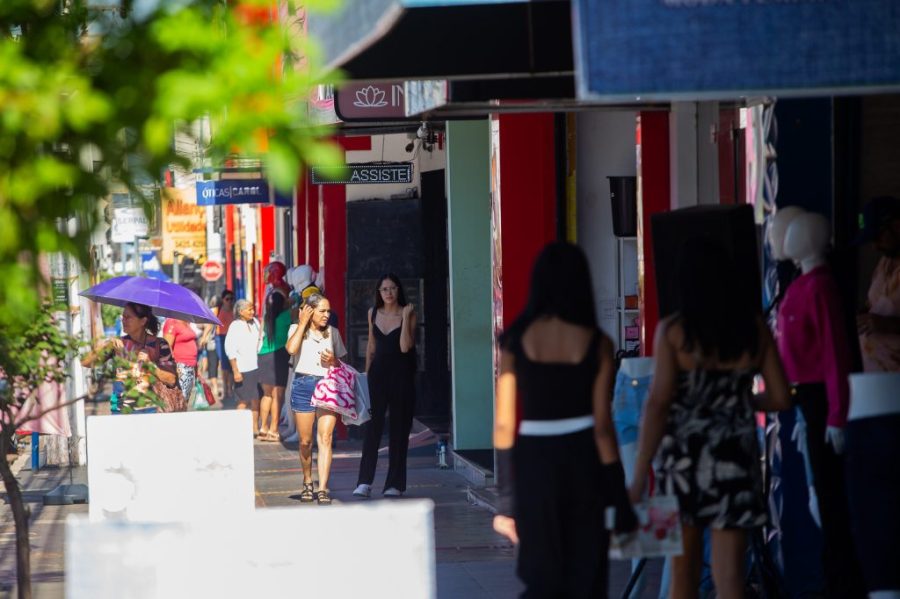 Comércio varejista de Rondonópolis não abrirá no feriado de Finados; shopping terá horário especial