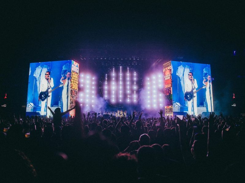 Como os shows em estádios se tornaram comuns no Brasil em 2026