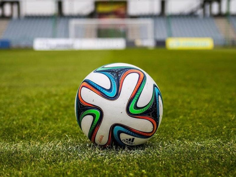 Jogos de hoje: agenda de futebol deste domingo (25)