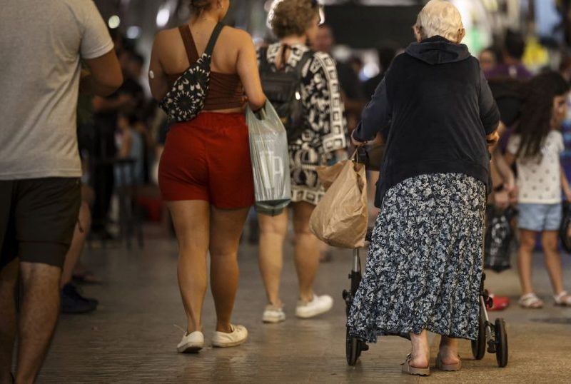 Cortes de gastos públicos: especialistas alertam para riscos sociais