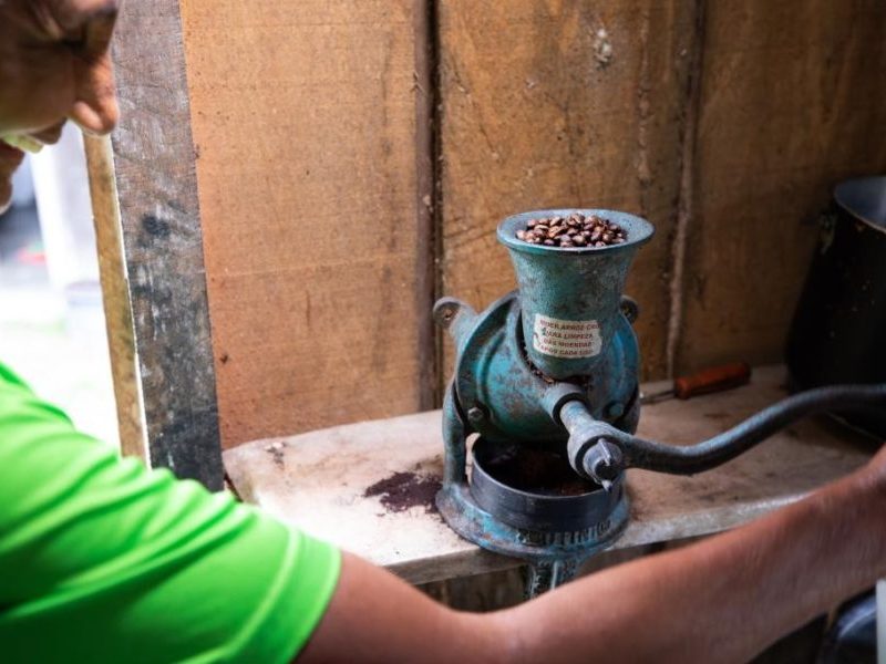 Cozinha show, feira e premiação marcam o 1º Concurso de Qualidade do Café em Juína
