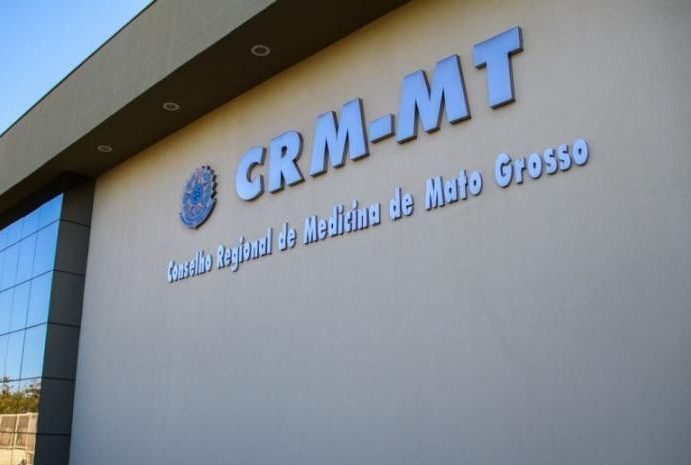 CRM-MT instaura sindicância contra médico indiciado por irregularidades em cirurgias plásticas