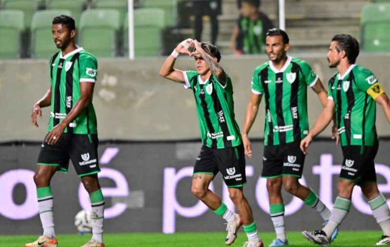Cuiabá tropeça no América-MG e vê o acesso ficar ainda mais distante