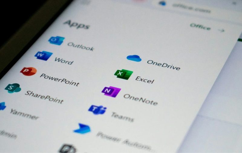 Dev lança rival gratuito do Photoshop e Office criado com IA