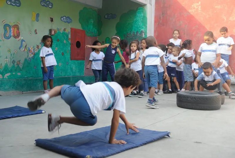 Escolas públicas têm até sábado para regularizar pendências com FNDE