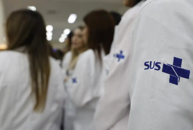 Exame feito em clínica particular poderá valer no SUS; projeto aprovado na Câmara vai ao Senado