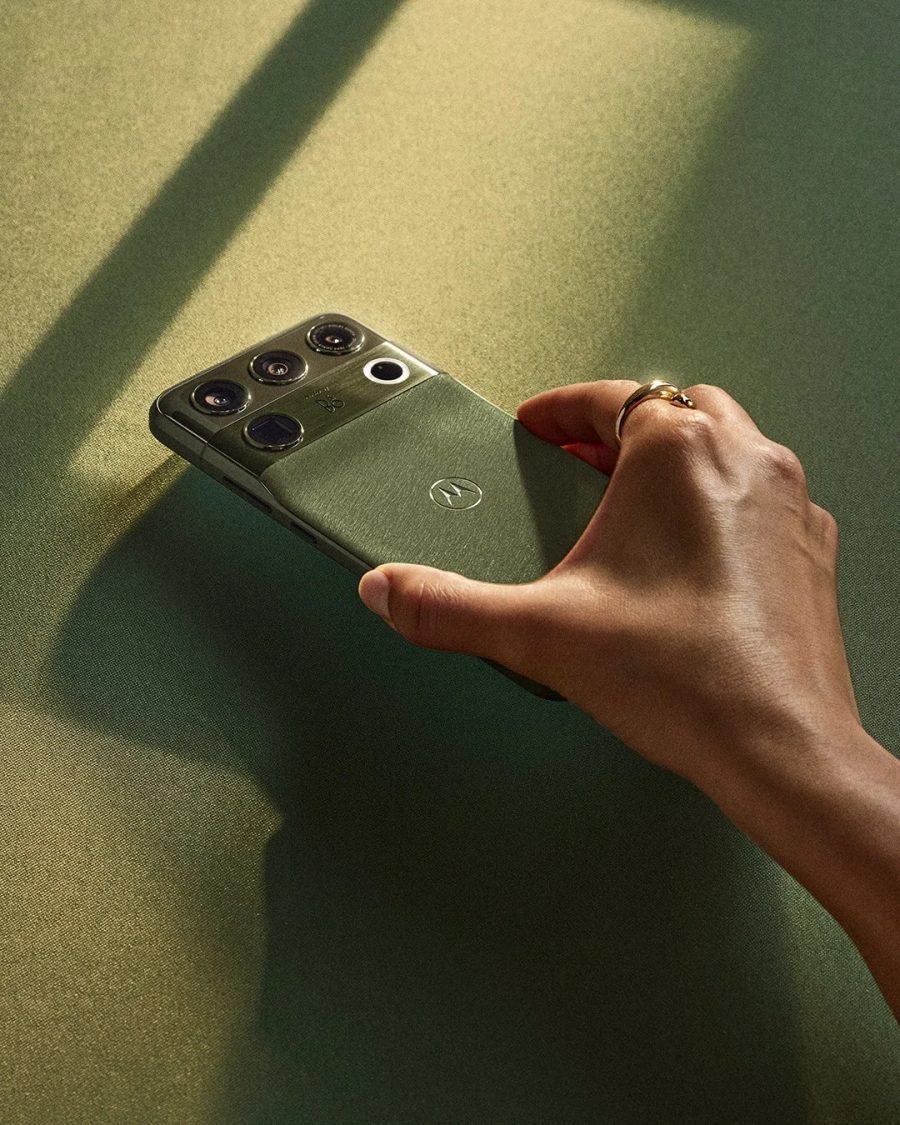 Faltam poucos dias: Motorola já tem data para lançar o super top Signature 27