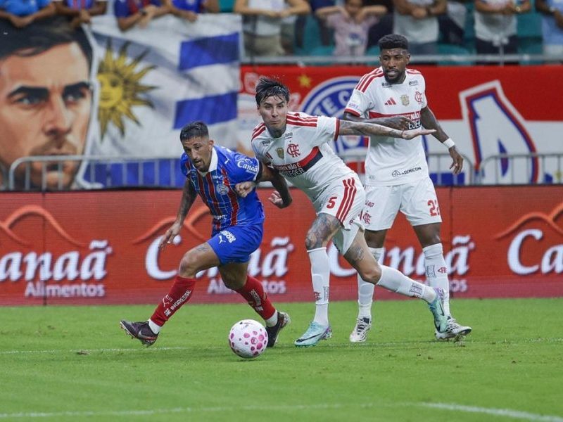 Flamengo bate o Bahia e reassume a liderança do Brasileirão