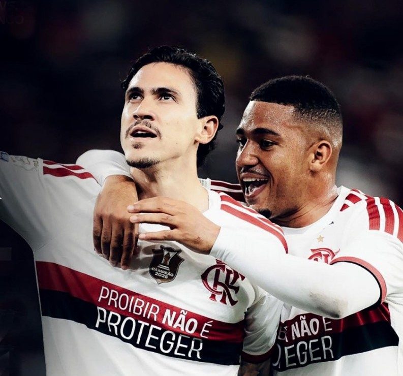 Flamengo bate o Vasco por 4 a 1 e dispara na ponta do Brasileirão