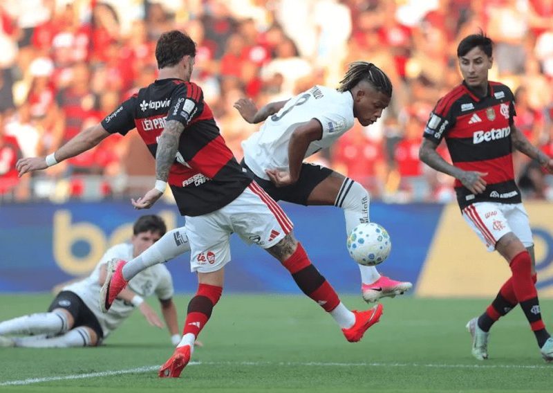 Flamengo empata com Estudiantes fora na Libertadores