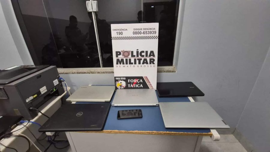 Força Tática recupera notebooks e celulares furtados de empresas em Sinop