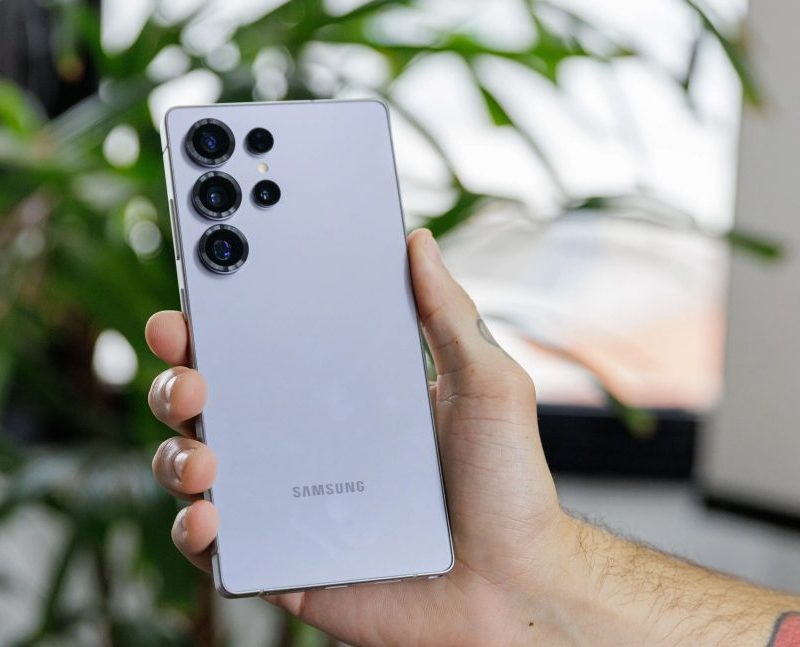 Galaxy S25 Ultra ou S26 Ultra: qual vale a pena na Black Friday?