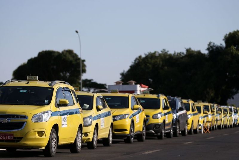Governo libera R$ 30 bilhões para compra de carros por motoristas