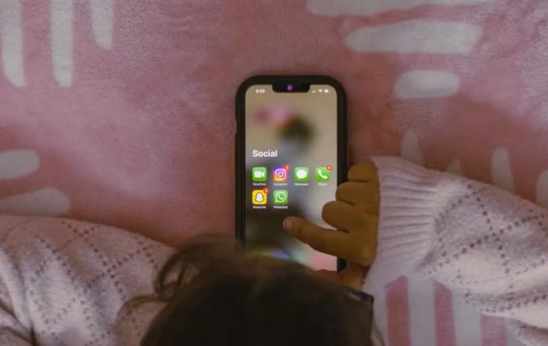 Grécia bane redes sociais para menores de 15 anos a partir de 2027