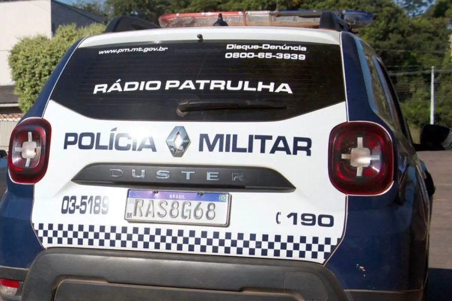 Homem é esfaqueado por ex de amiga em frente a bar de Sorriso