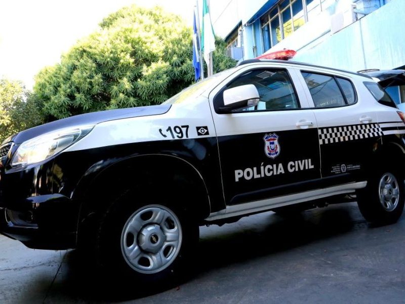 Homem é preso por ameaçar ex com foto de arma