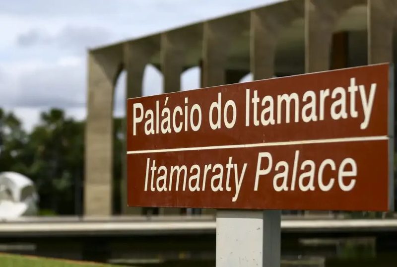 Itamaraty acusa Milei de interferir na eleição brasileira