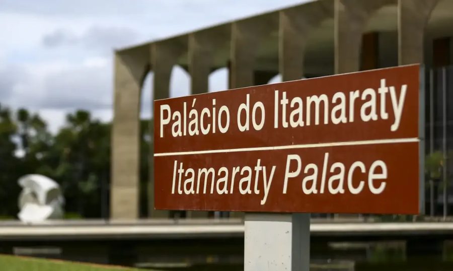 Itamaraty acusa Milei de interferir na eleição brasileira