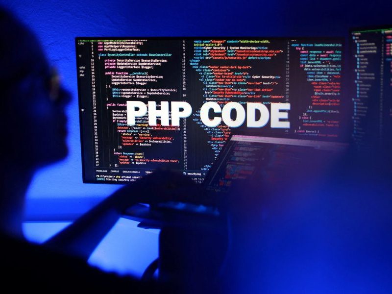 Japão vai simular ataques hackers com IA após falha no PHP tirar sites do ar em vários países