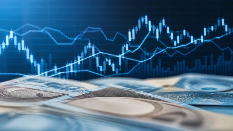 Juros futuros fecham mistos na B3 após Fed e sinais do novo governo