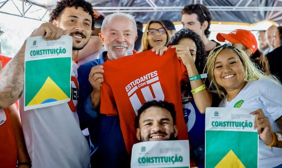 Lula promete Pé de Meia para universitários em caso de reeleição