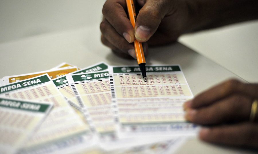 Mega-Sena acumula para R$ 170 milhões; confira os números sorteados