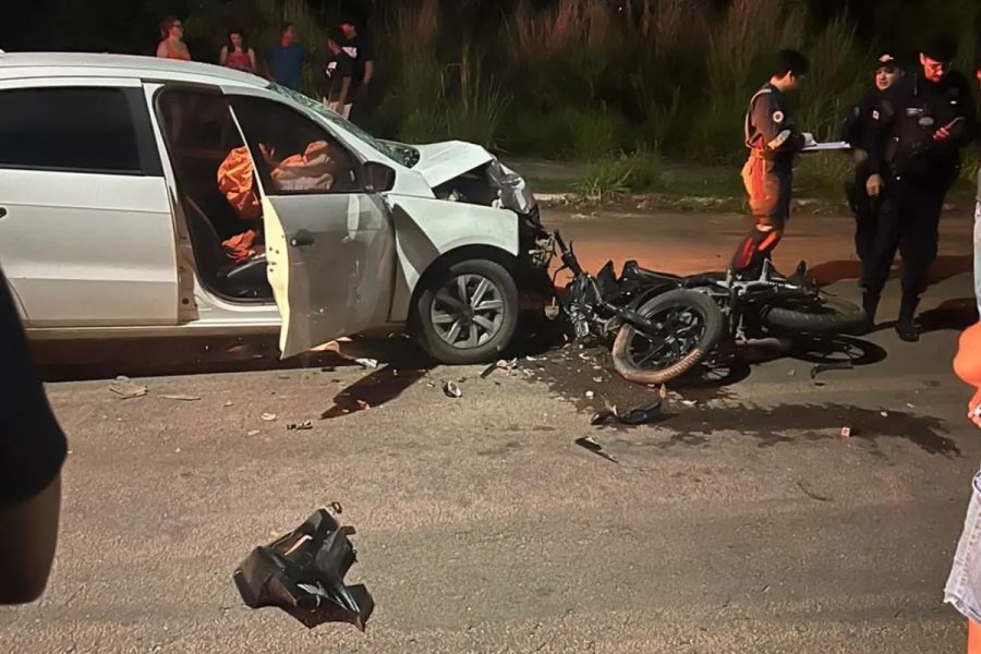 Motociclista de 22 anos morre após bater de frente com carro em Cuiabá