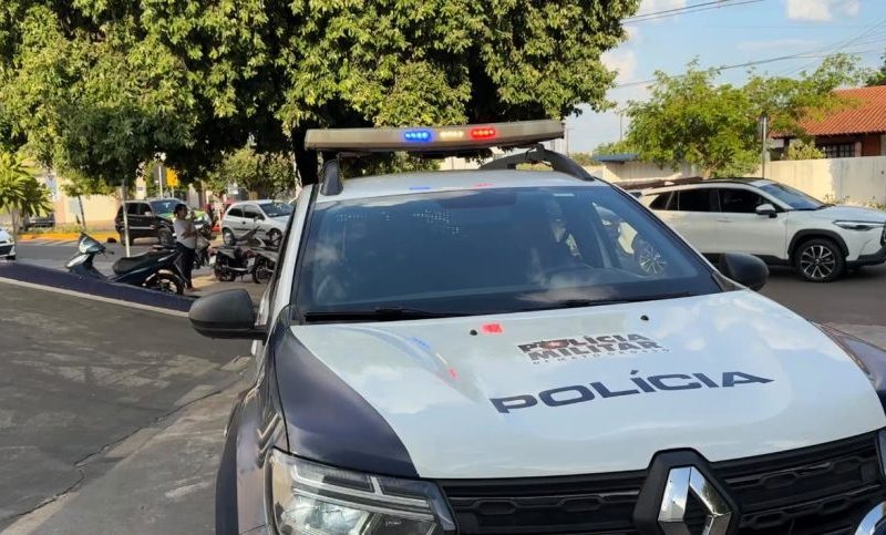 Homem é preso após agredir companheira com socos e tapas