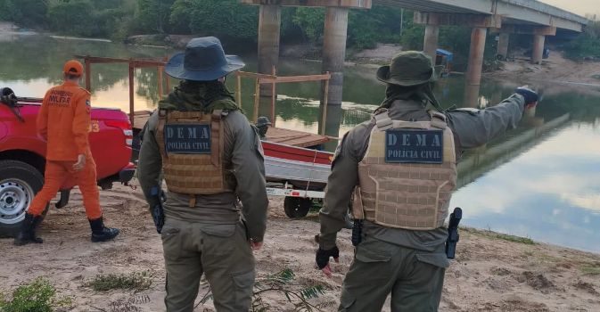 Operação em MT mira balsas de garimpo ilegal e financiadores