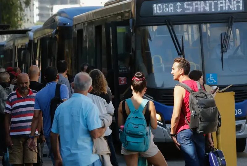 PT denuncia falta de ônibus em São Paulo durante eleição