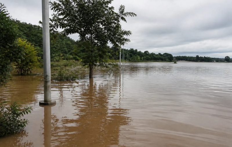 Rio Uruguai atinge cota de alerta e desabrigados no RS