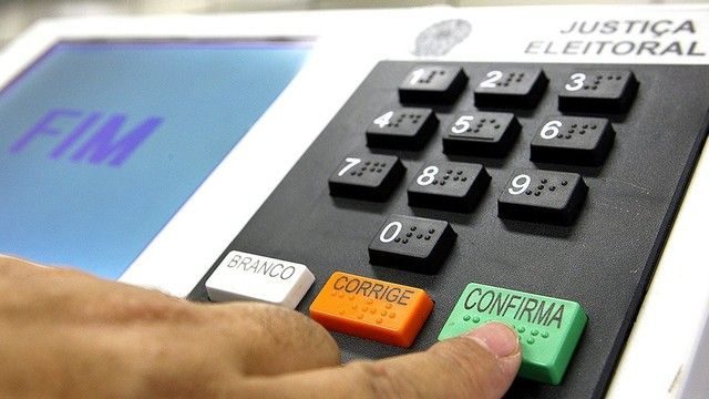 Segundo turno começa com 46 ocorrências em urnas e votação tranquila