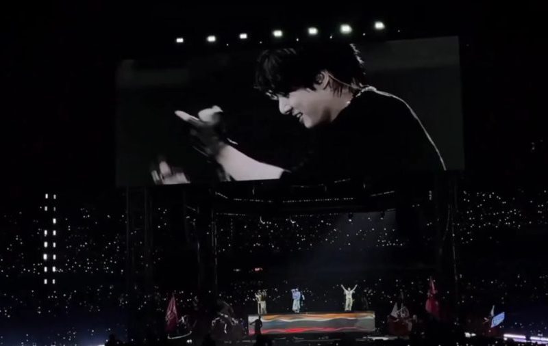 BTS lota Morumbis em SP e show tem coro político da plateia