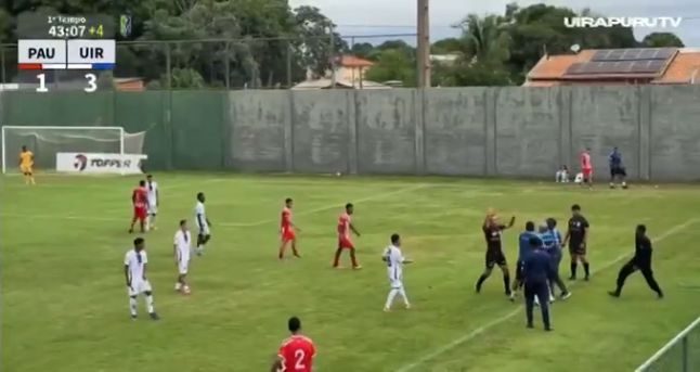 Técnico é expulso após agredir árbitro com soco e chute durante jogo do Mato-grossense Sub-17