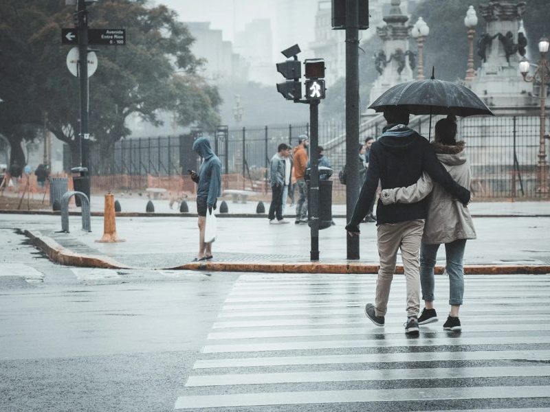 Previsão do tempo hoje: temporais isolados em quatro regiões
