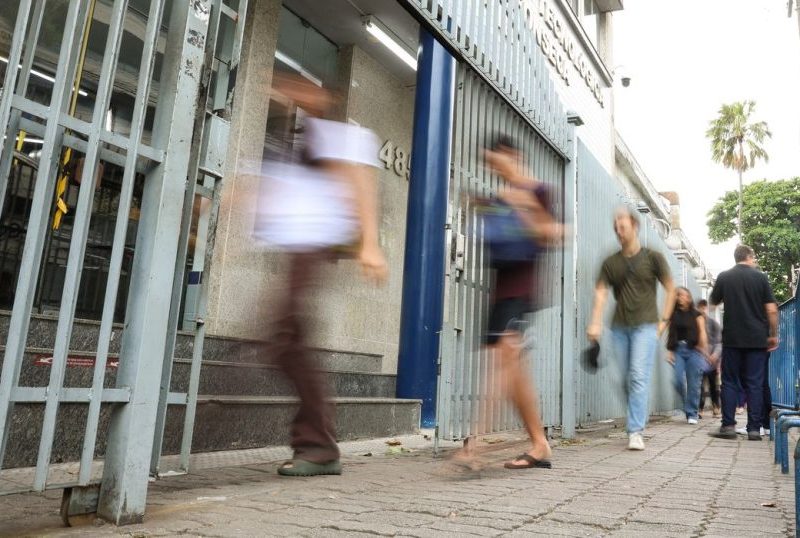 Prazo para escolher idioma do Enem 2026 termina neste domingo