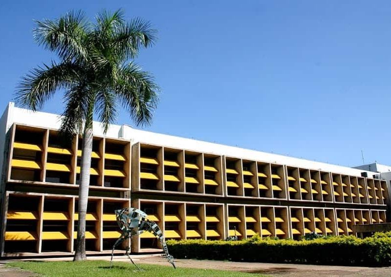 UFMT lança centro de estudos e faz simpósio para debater cannabis medicinal