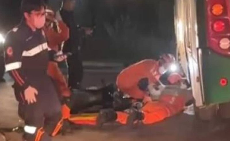 Acidente fatal entre ônibus e moto em Cuiabá