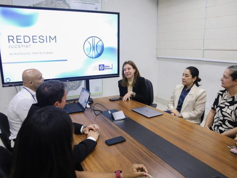Várzea Grande capacita servidores para acelerar abertura de empresas via Balcão Único