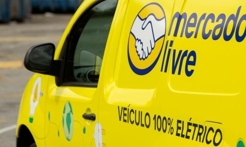 Vazamento de produto químico faz funcionários passarem mal e provoca evacuação de galpão do Mercado Livre em Cuiabá