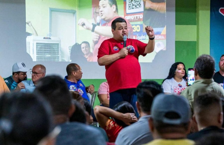 Vereador Girotto nega intenção de agredir motoboy e diz que reagiu para proteger manifestantes