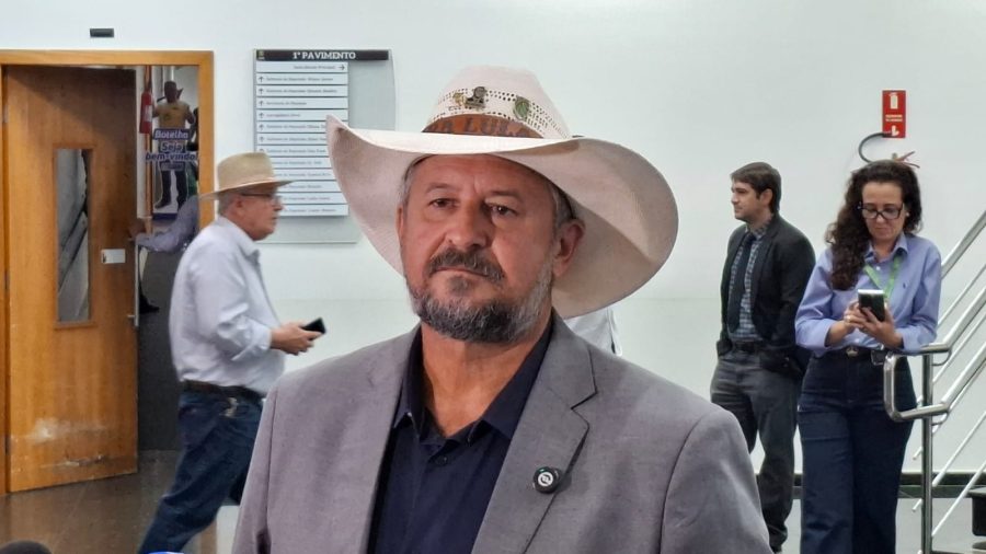 Vídeo | Cattani critica falas sobre Bolsa Família: “petista, quando não está roubando, está mentindo”