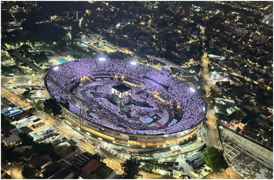 VÍDEO: imagens aéreas mostram estádio Morumbis tomado por fãs no 2º dia de show do BTS em SP
